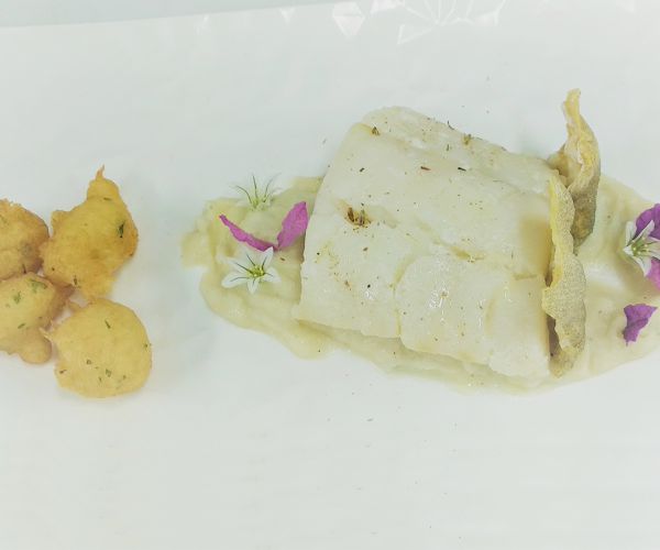 MORUE À LA CRÈME DE CHOU-FLEUR