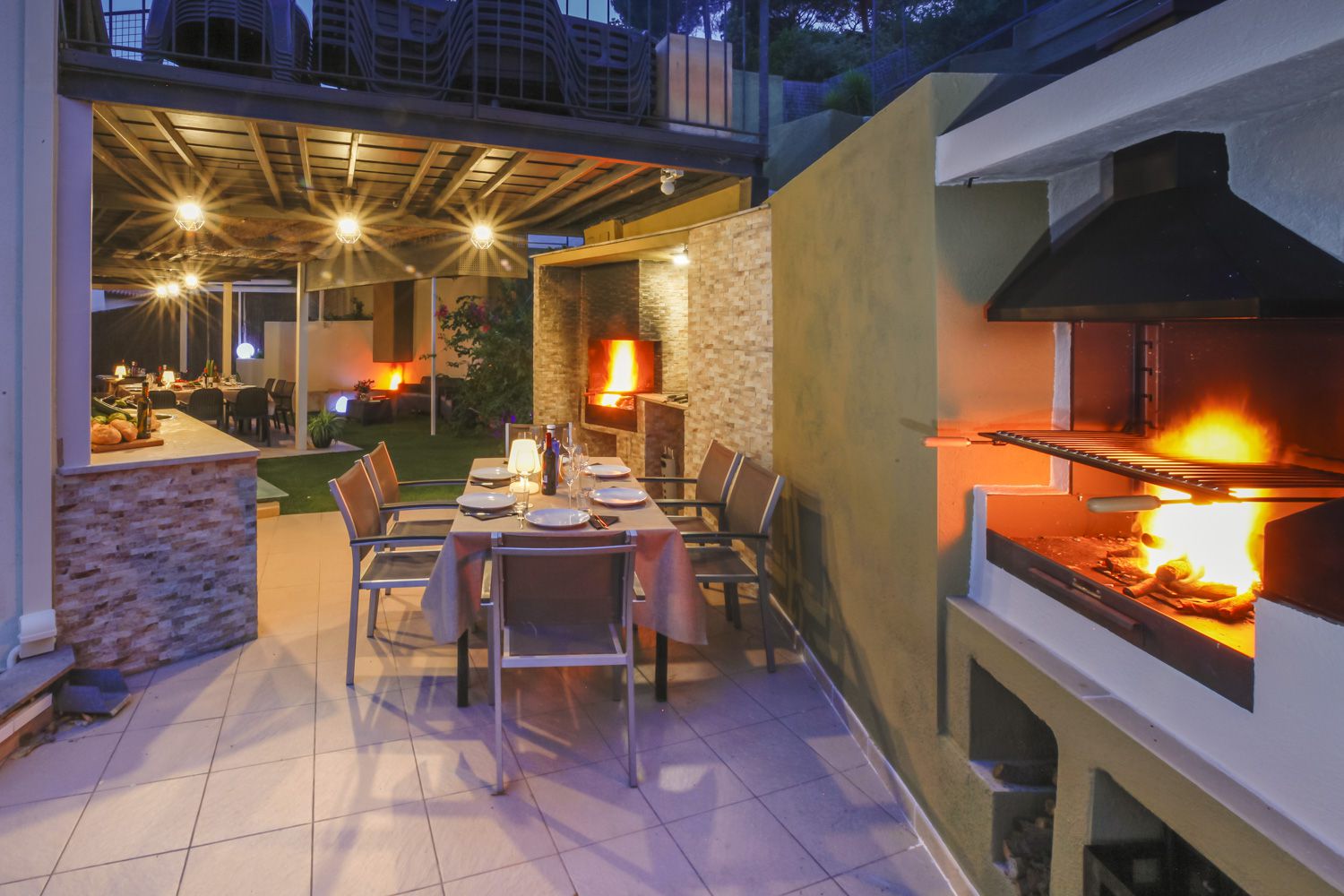 Villa Barcelona Coast rental dining room 