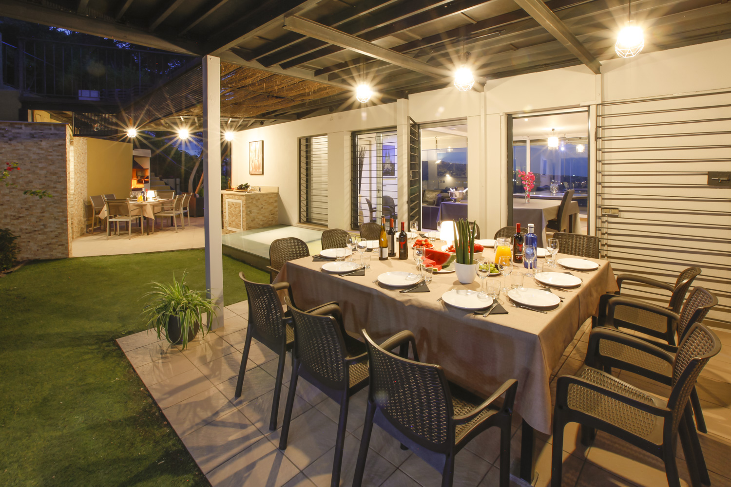 Villa Barcelona Coast rental dinner